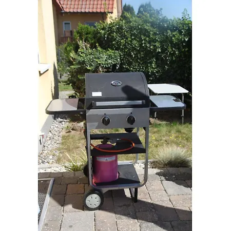 Apartment Mit Terrasse Im Garten Und Wlan *