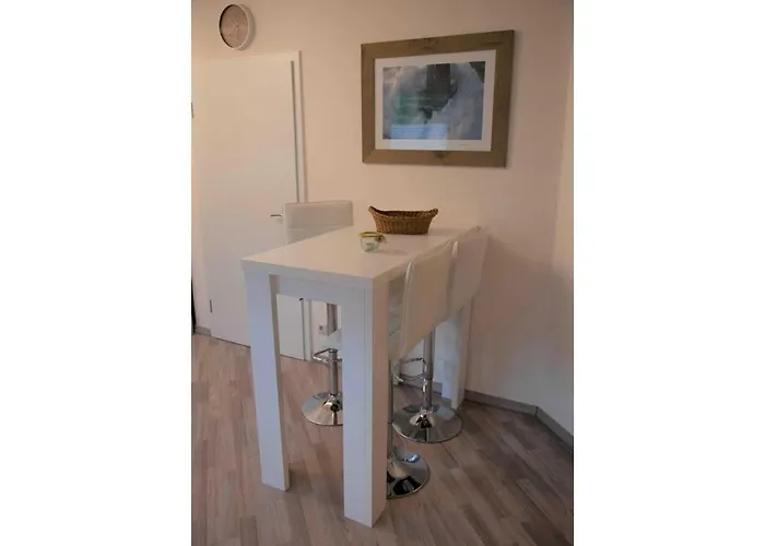 Appartamento Mit Terrasse Im Garten Und Wlan Balm